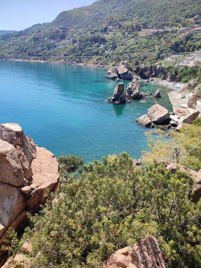 شقة Kalura Sea House تْشيفالو المظهر الخارجي الصورة