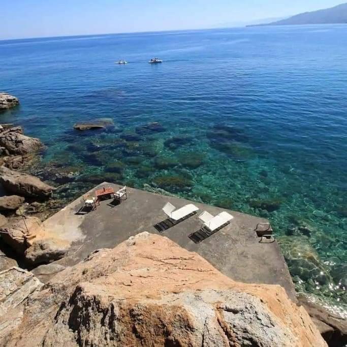 شقة Kalura Sea House تْشيفالو المظهر الخارجي الصورة