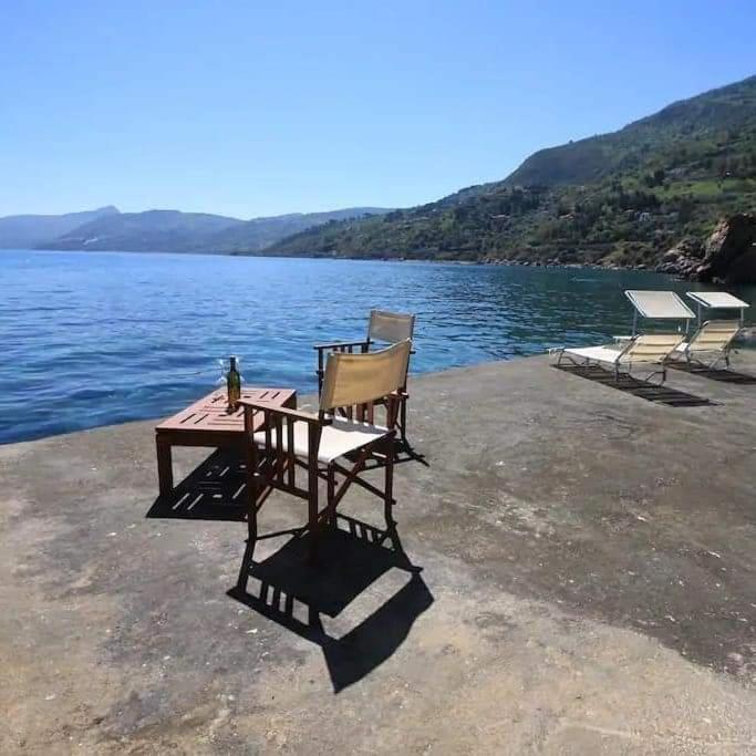 شقة Kalura Sea House تْشيفالو المظهر الخارجي الصورة