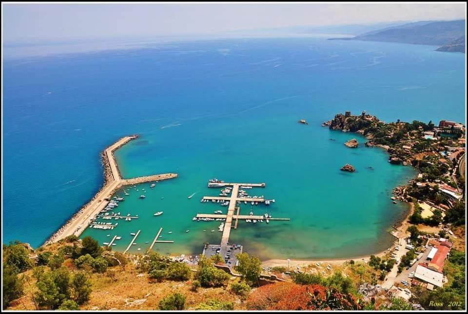 شقة Kalura Sea House تْشيفالو المظهر الخارجي الصورة